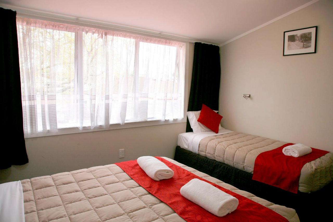 Touchwood Motor Lodge Pukekohe Ngoại thất bức ảnh