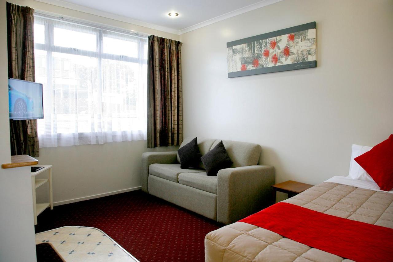 Touchwood Motor Lodge Pukekohe Ngoại thất bức ảnh