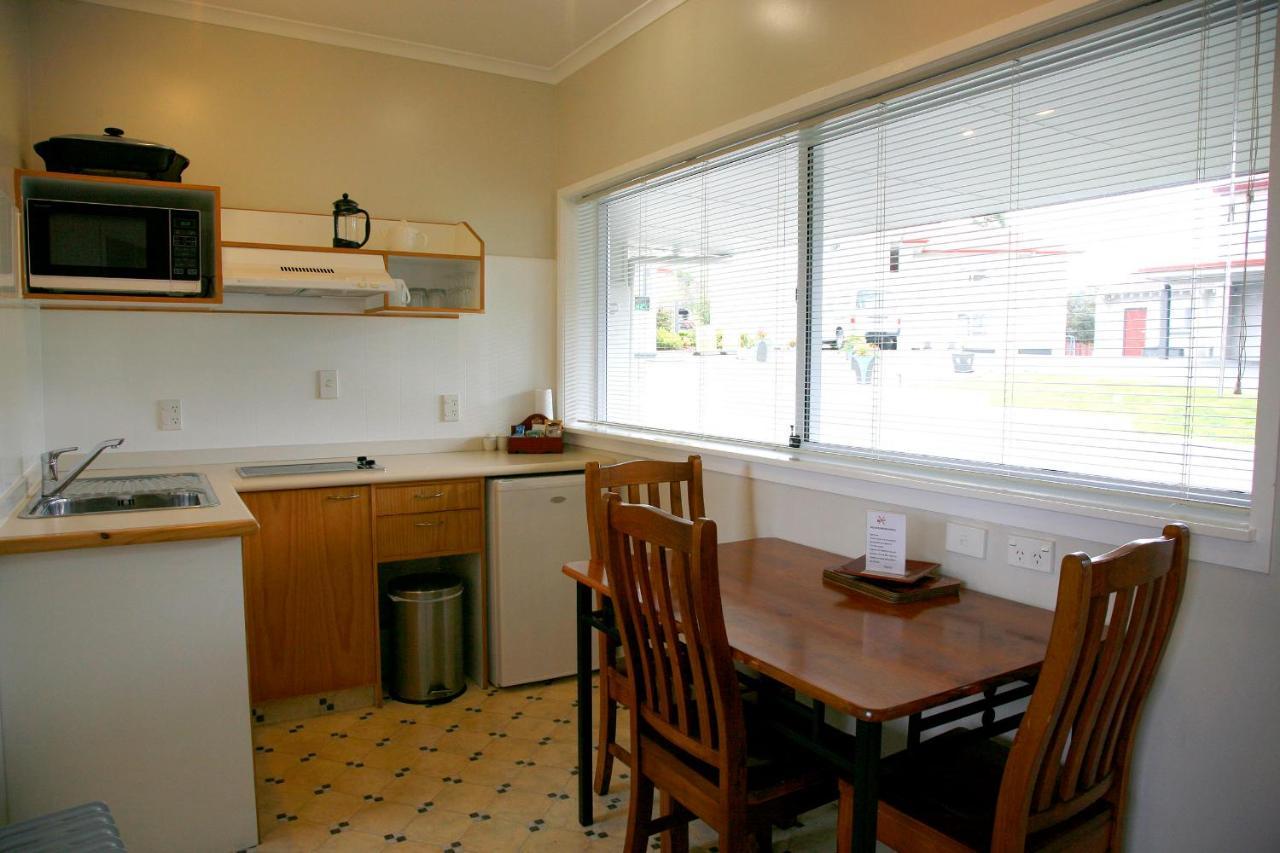 Touchwood Motor Lodge Pukekohe Ngoại thất bức ảnh