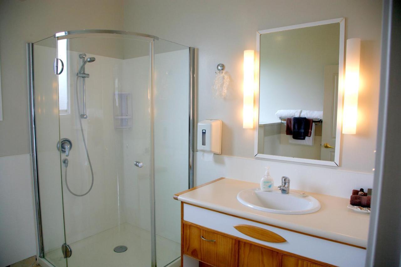 Touchwood Motor Lodge Pukekohe Ngoại thất bức ảnh