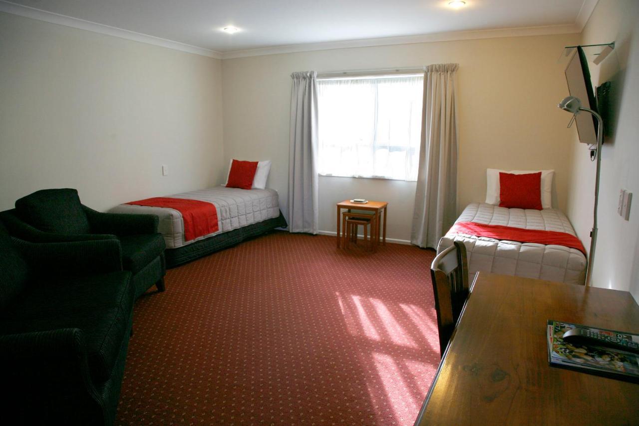 Touchwood Motor Lodge Pukekohe Ngoại thất bức ảnh